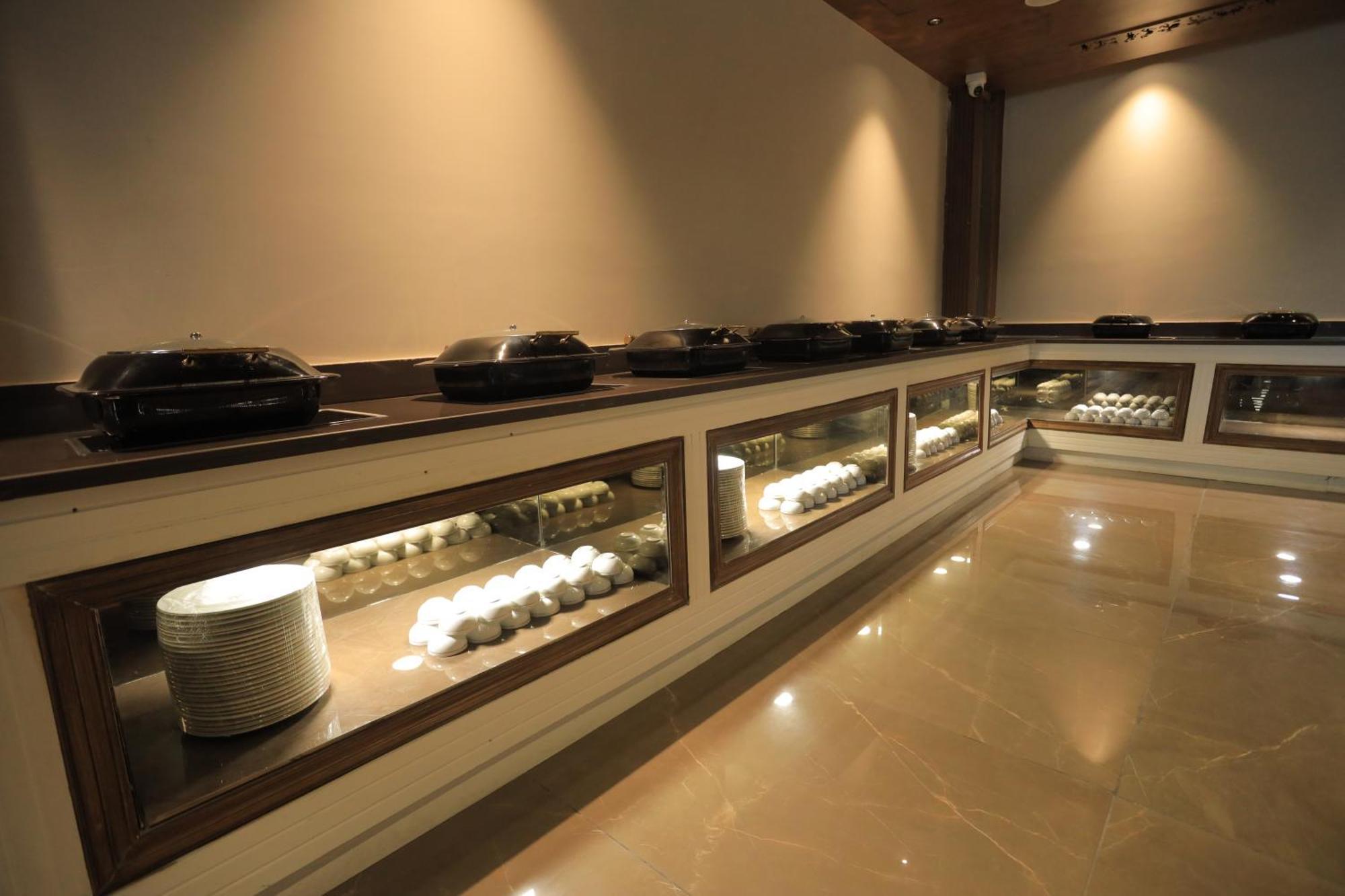 The Royal Venetian Hotel Samalkha